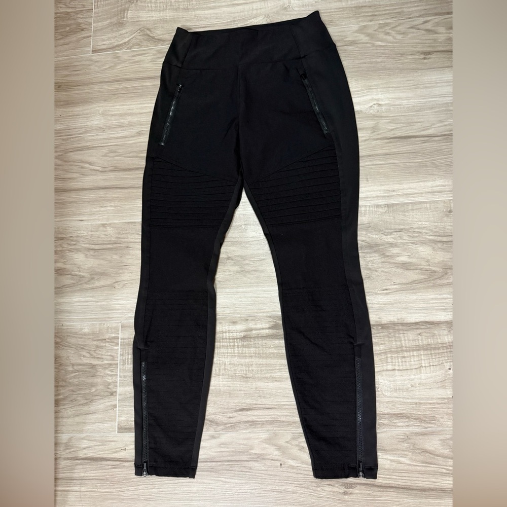 Athleta women's dark-colored leggings, size 4p